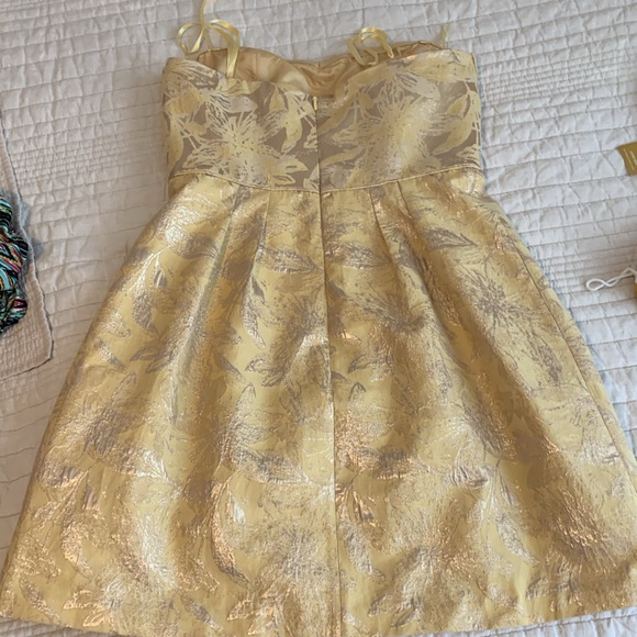 BCBG Max Azria Yellow Gold Floral Strapless Summer Pleated Party Dress  Size 12 - Picture 5 of 8